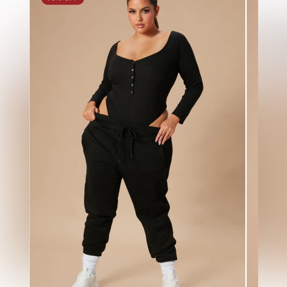 Fashion Nova Black Button-Up Bodysuit